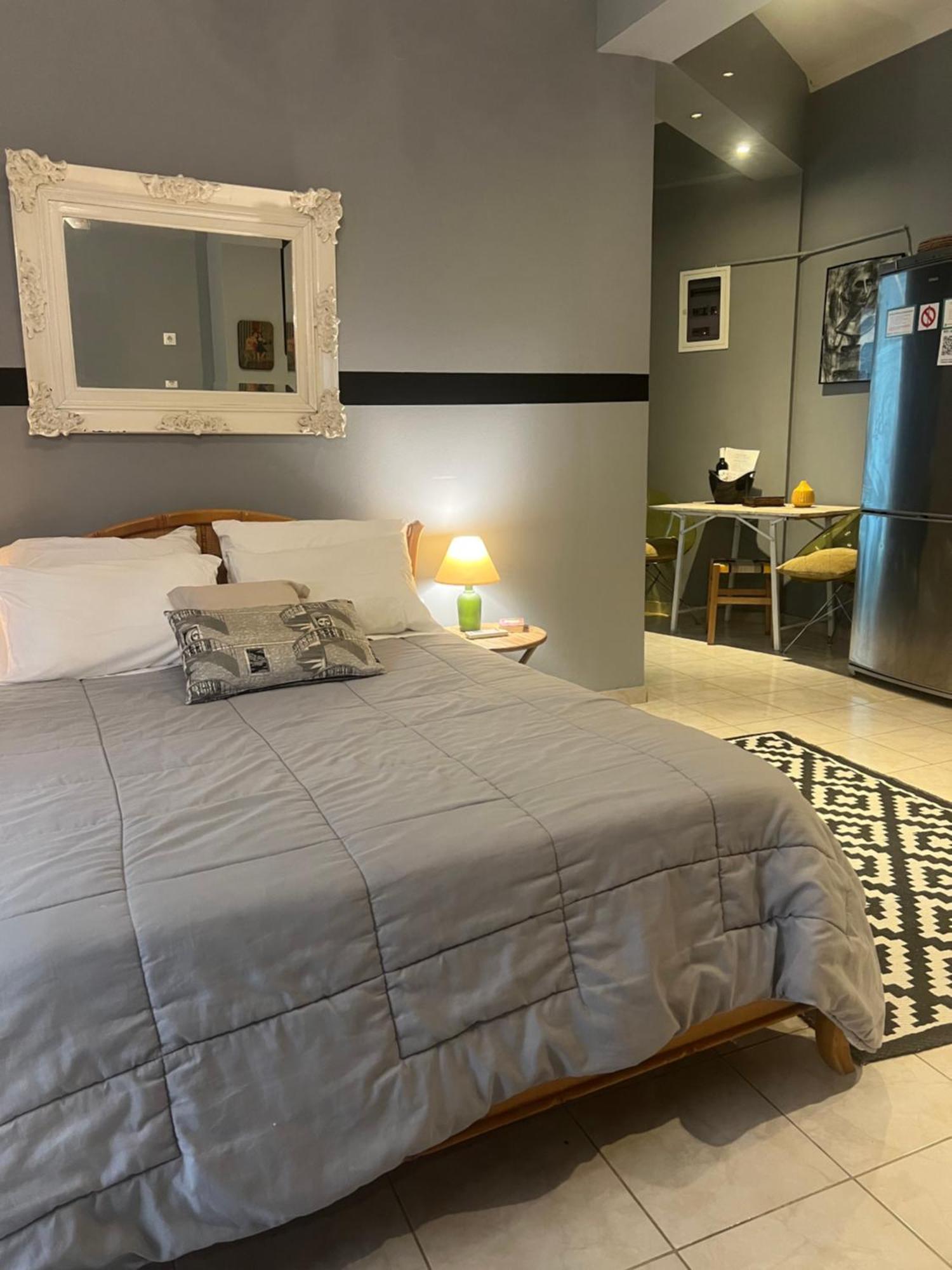 Lamda Vintage Appartment アテネ エクステリア 写真